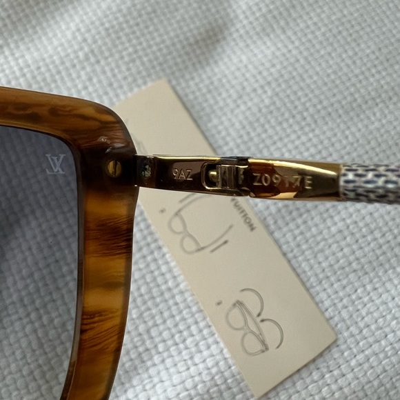 LOUIS VUITTON Damier Azur Charlotte Sunglasses Z0917W Tortoise Multi Pivot Flat - Picture 10 of 16